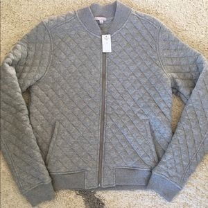 Grey quilted sweatshirt jacket